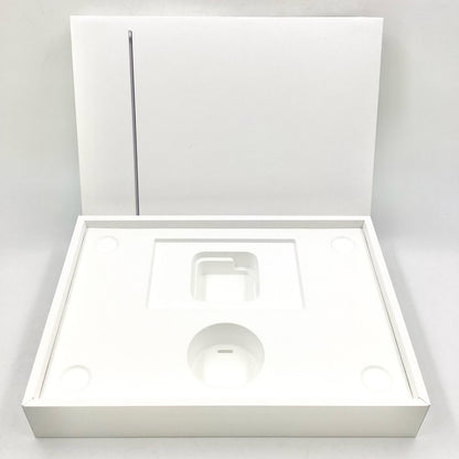 【全額返金保証】【最速発送】Apple MacBook Air 13.3インチ 2020 Apple M1 8GB SSD 256GB シルバー 90% 動作確認済