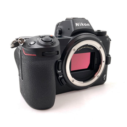 【全額返金保証】【最速発送】Nikon デジタル一眼 Z 6 ボディ ブラック 美品 動作確認済