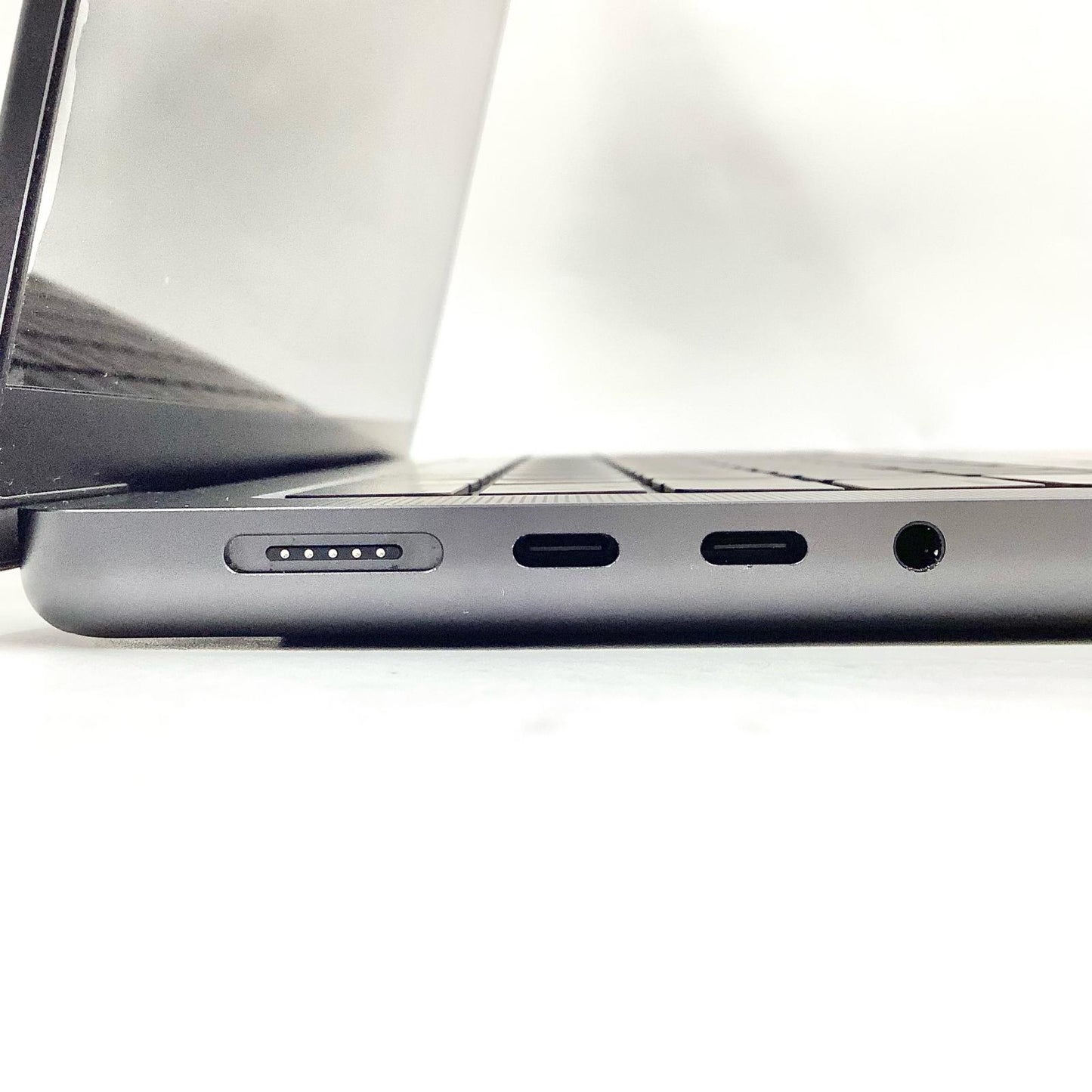 【全額返金保証】【最速発送】Apple MacBook Pro 14インチ 2023 Apple M3 Pro 36GB SSD 1TB スペースブラック 100% 超美品 動作確認済