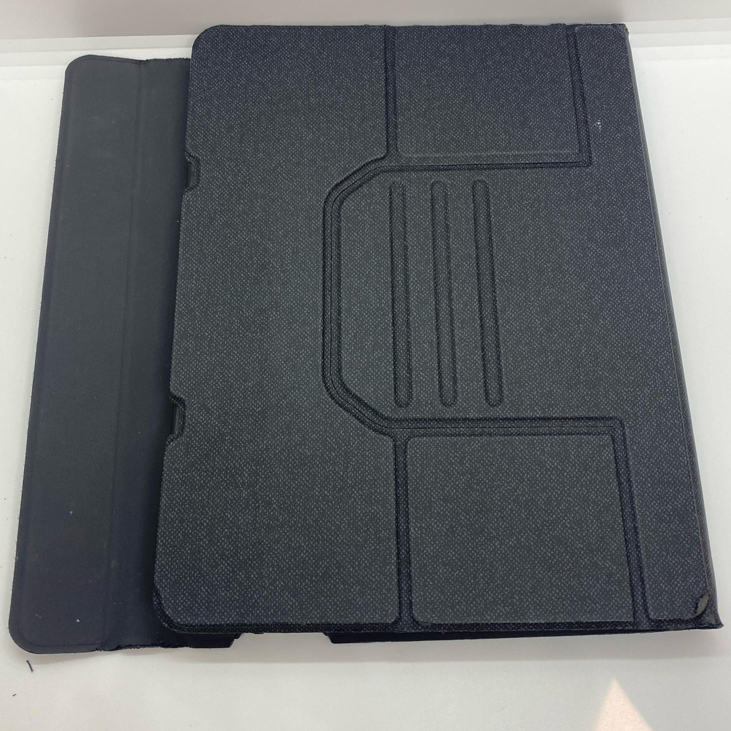 【全額返金保証】【最速発送】Apple iPad iPad 11インチ 第3世代 128GB スペースブラック Wi-Fi 白ロム 美品 動作確認済
