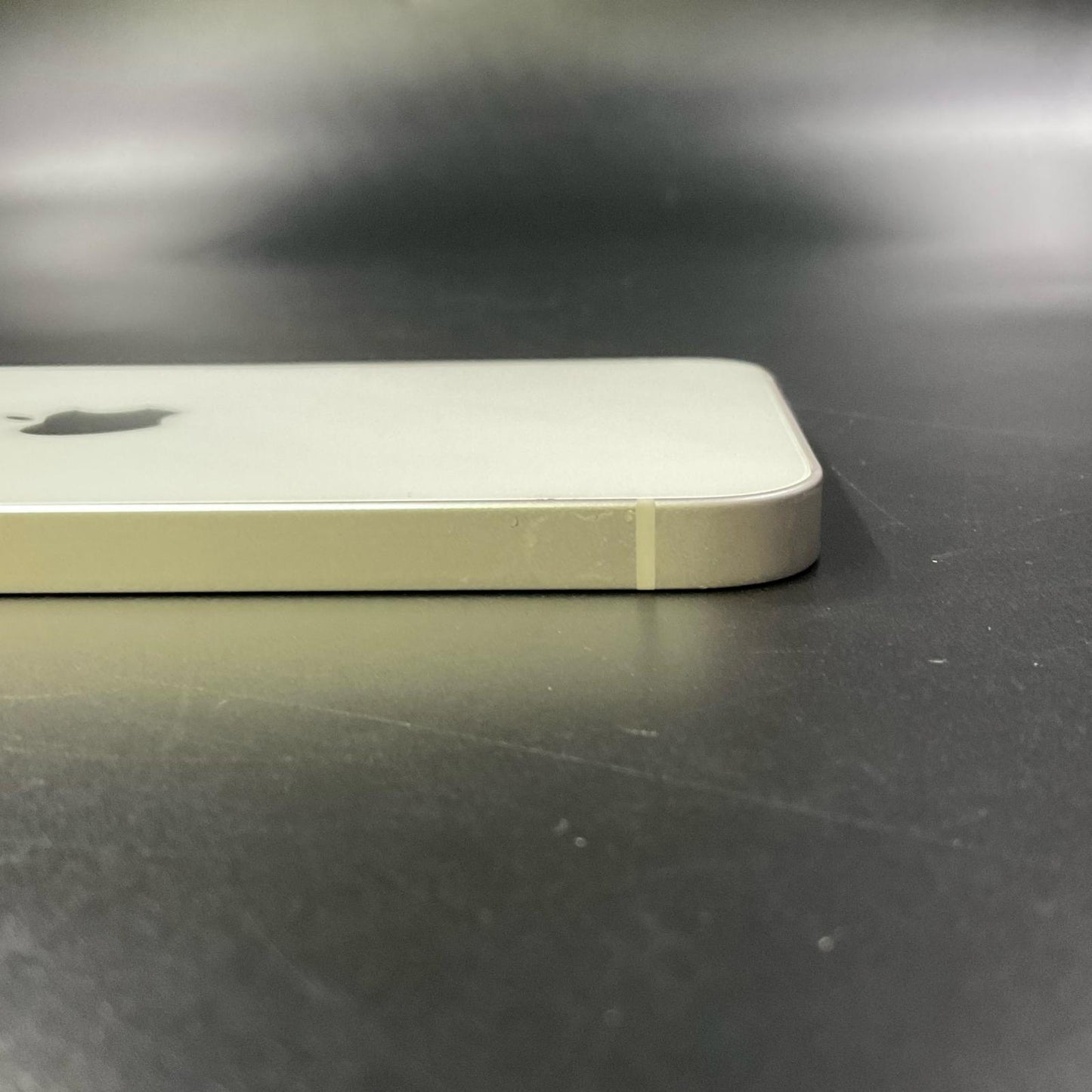 【全額返金保証】【最速発送】Apple iPhone iPhone 14 128GB スターライト Softbank 動作確認済 86%