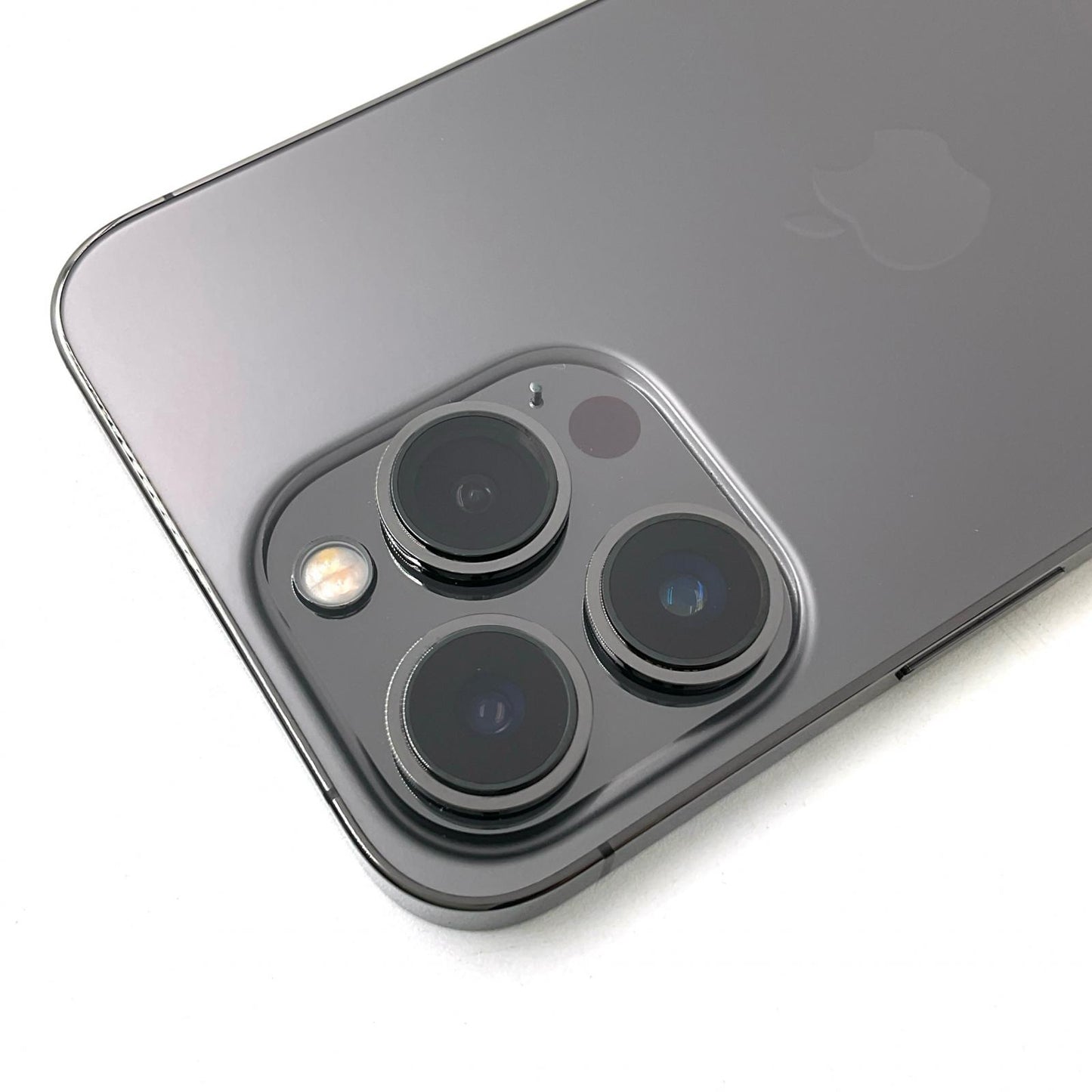 【全額返金保証】【最速発送】Apple iPhone iPhone 13 Pro 256GB グラファイト docomo 白ロム 動作確認済 82%