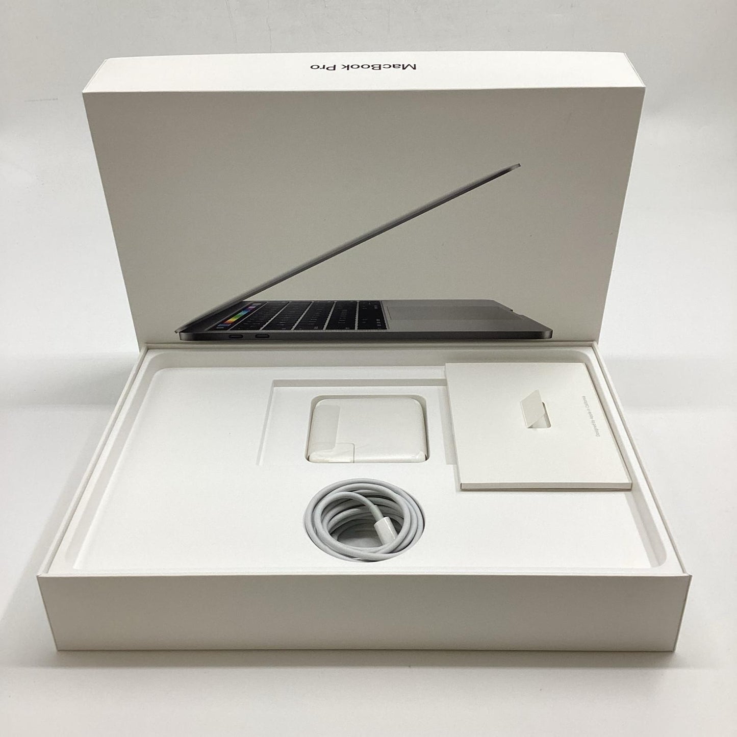 【全額返金保証】【最速発送】Apple MacBook Pro 13.3インチ 2020 1.4GHz クアッドコア Intel Core i5 8GB SSD 256GB スペースグレイ 84.1% 動作確認済