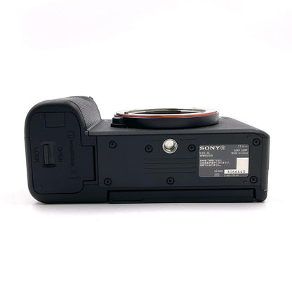 【全額返金保証】【最速発送】Sony デジタル一眼 α7C ILCE-7C ボディ [ブラック] 美品 動作確認済