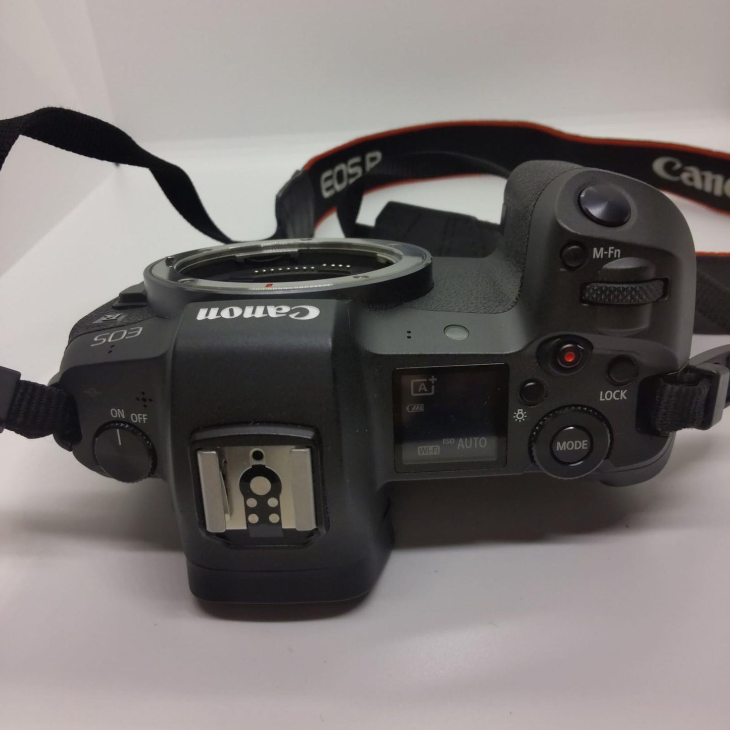 【全額返金保証】【最速発送】Canon デジタル一眼 EOS R ボディ ブラック 動作確認済