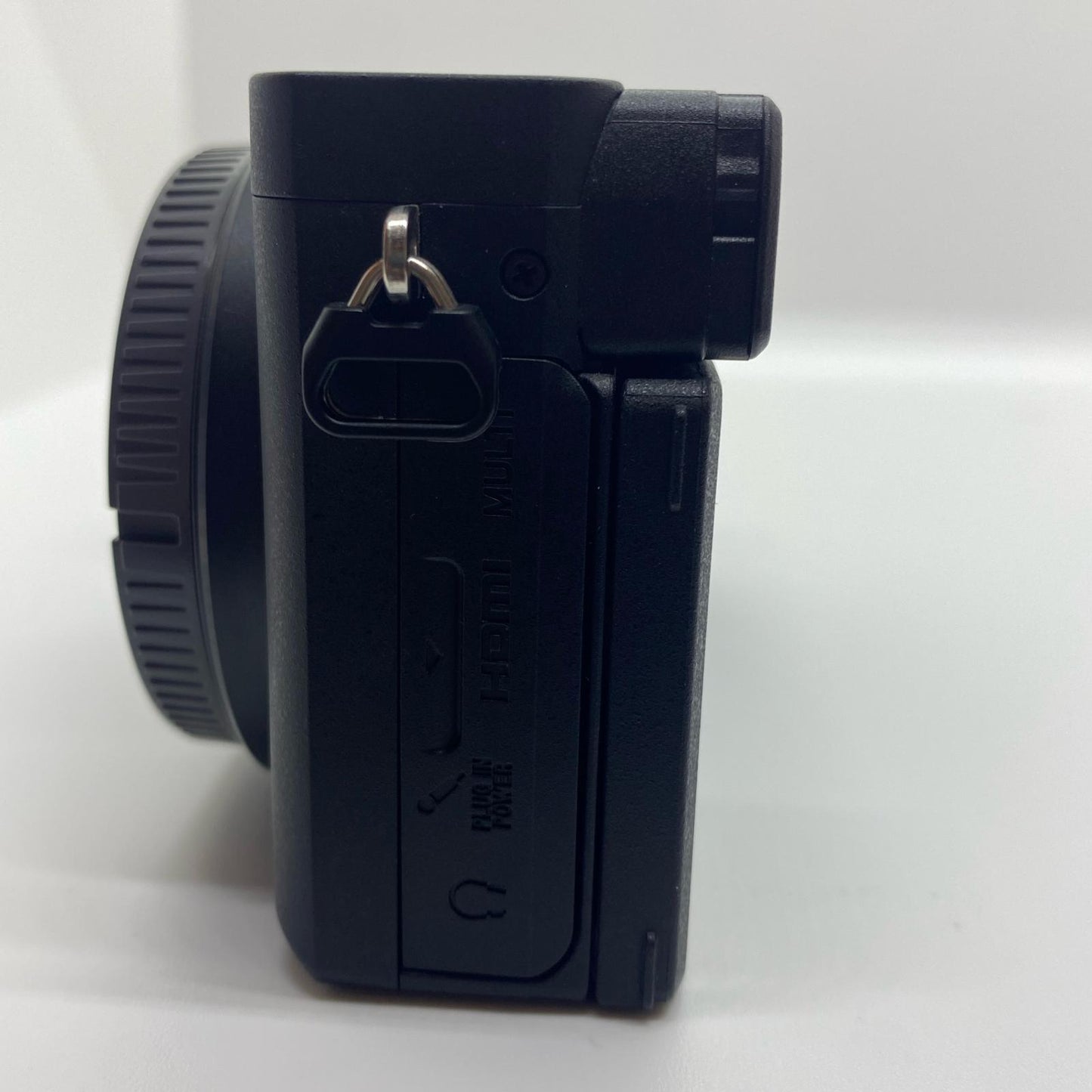 【全額返金保証】【最速発送】Sony デジタル一眼 α6600 ILCE-6600 ボディ ブラック 超美品 動作確認済