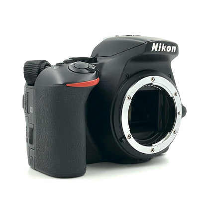 【全額返金保証】【最速発送】Nikon デジタル一眼 D5600 ボディ ブラック 動作確認済
