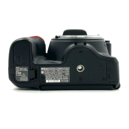 【全額返金保証】【最速発送】Nikon デジタル一眼 D5600 ボディ ブラック 動作確認済