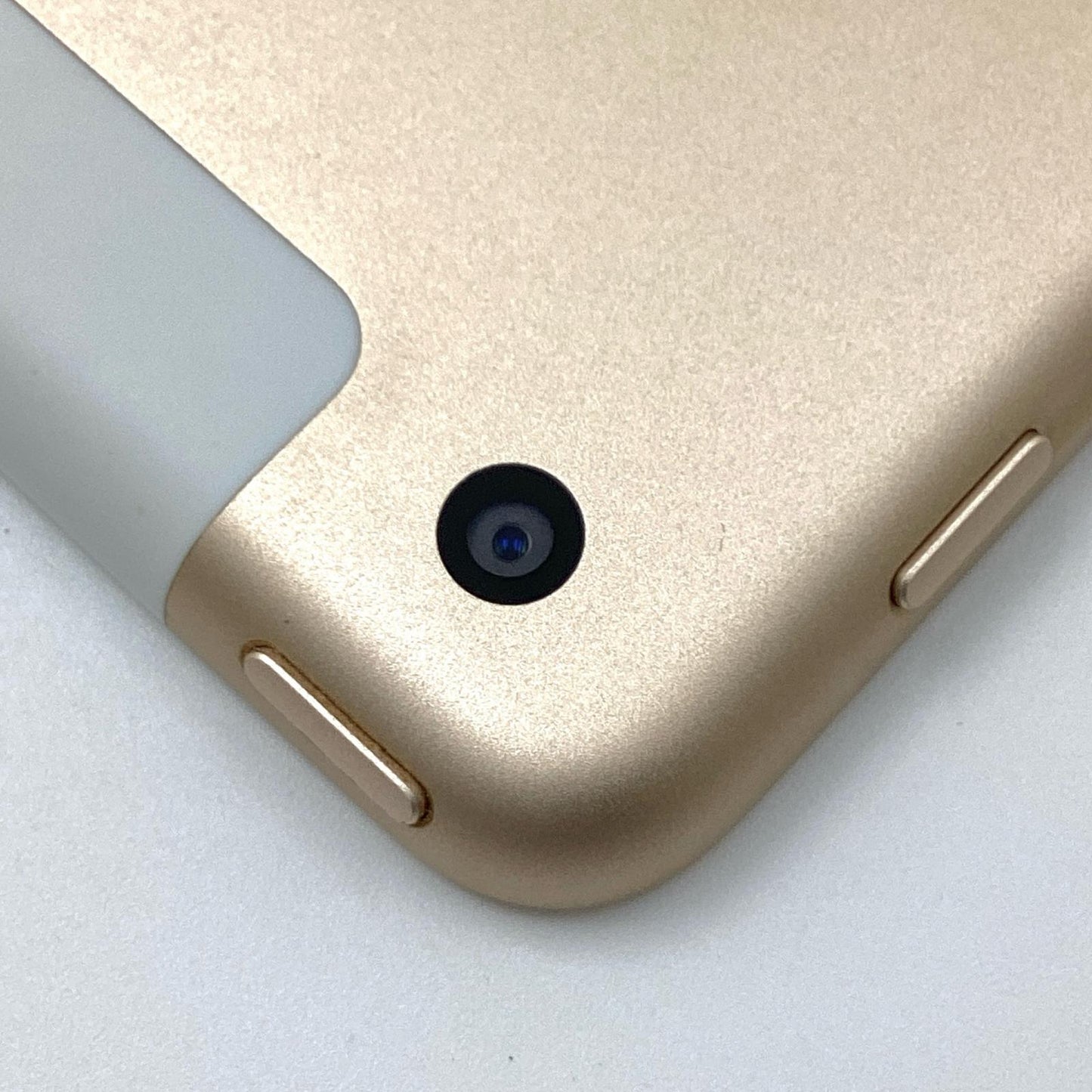 【全額返金保証】【最速発送】Apple iPad iPad 9.7インチ 第5世代 128GB ゴールド WiFi+Cellular au 白ロム 動作確認済