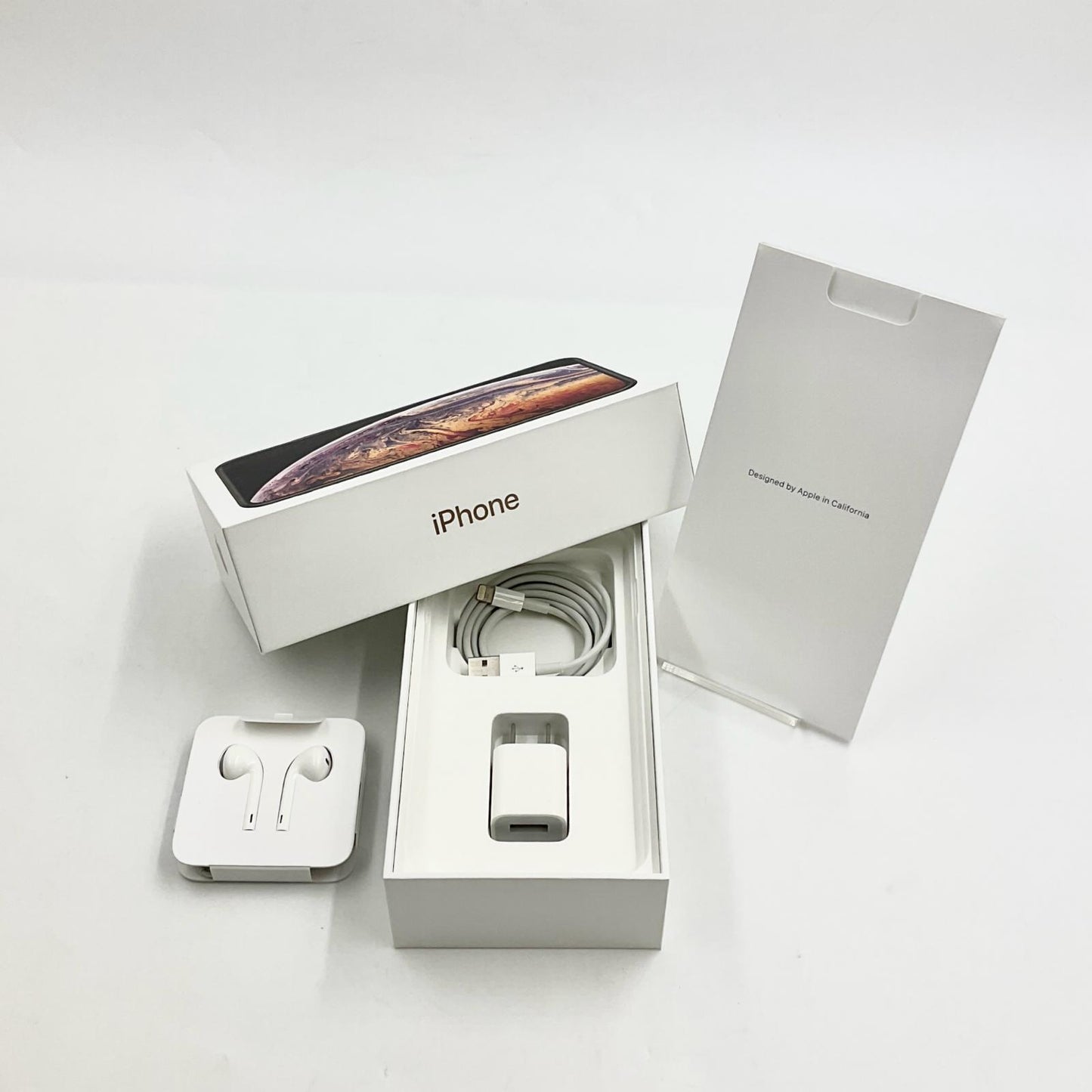 【全額返金保証】【最速発送】Apple iPhone iPhone XS Max 256GB ゴールド au 白ロム 動作確認済 77%