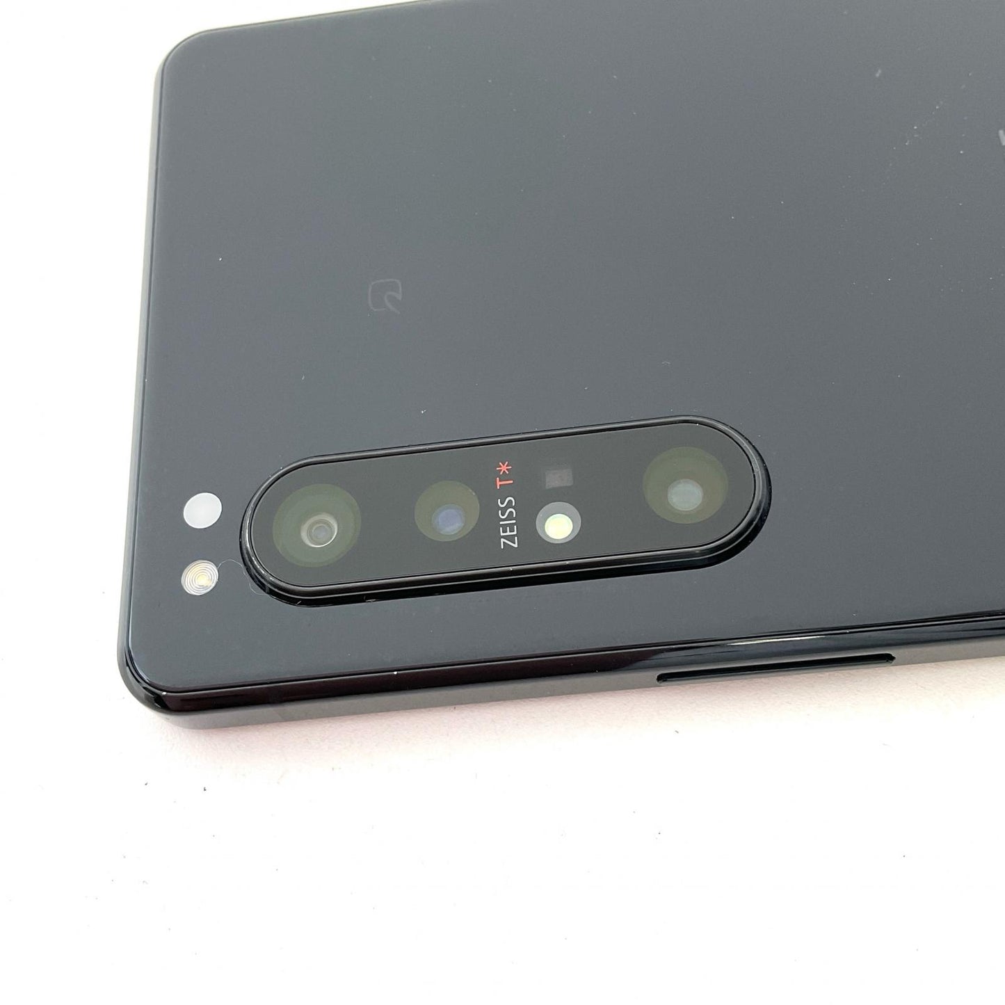 【全額返金保証】【最速発送】Sony Xperia 1 II 128GB ブラック docomo SO-51A 白ロム 動作確認済