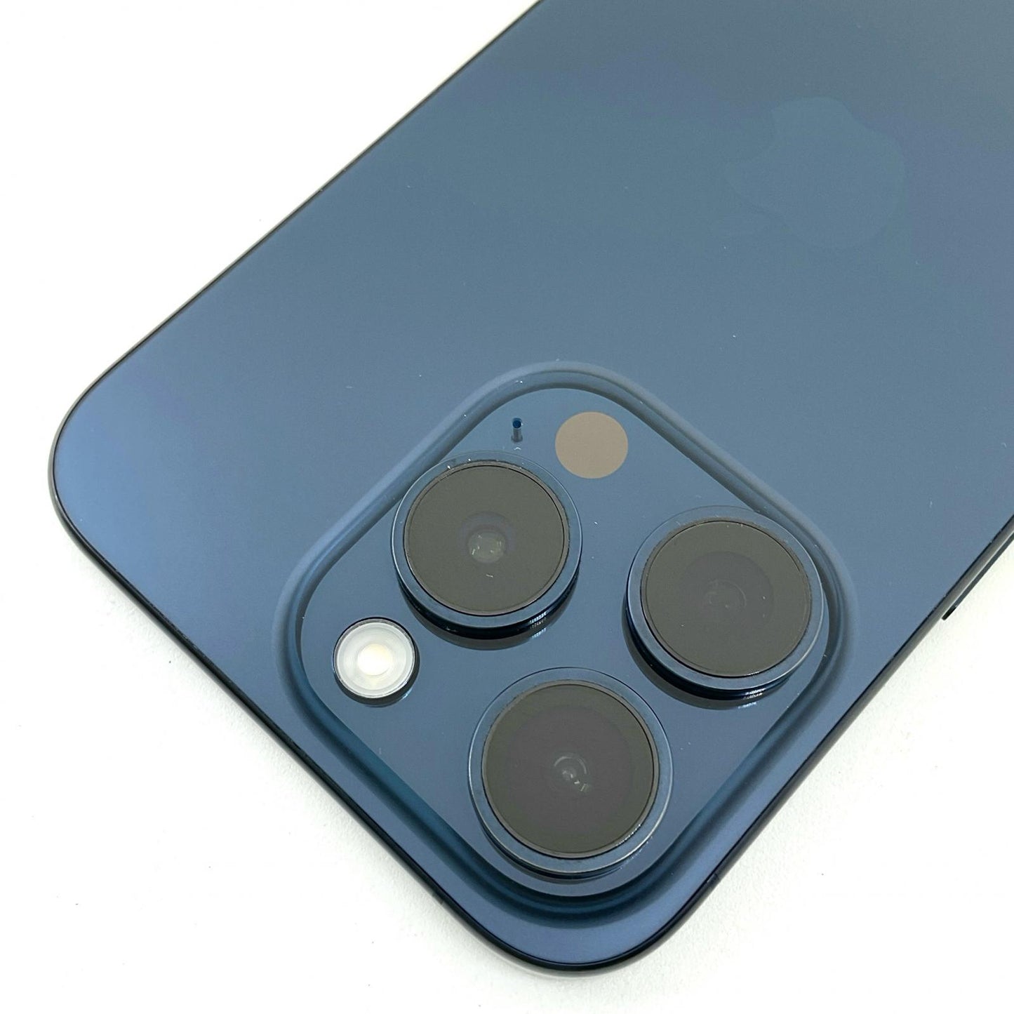 【全額返金保証】【最速発送】Apple iPhone iPhone 15 Pro 256GB ブルーチタニウム SIMフリー 白ロム 美品 動作確認済 88%