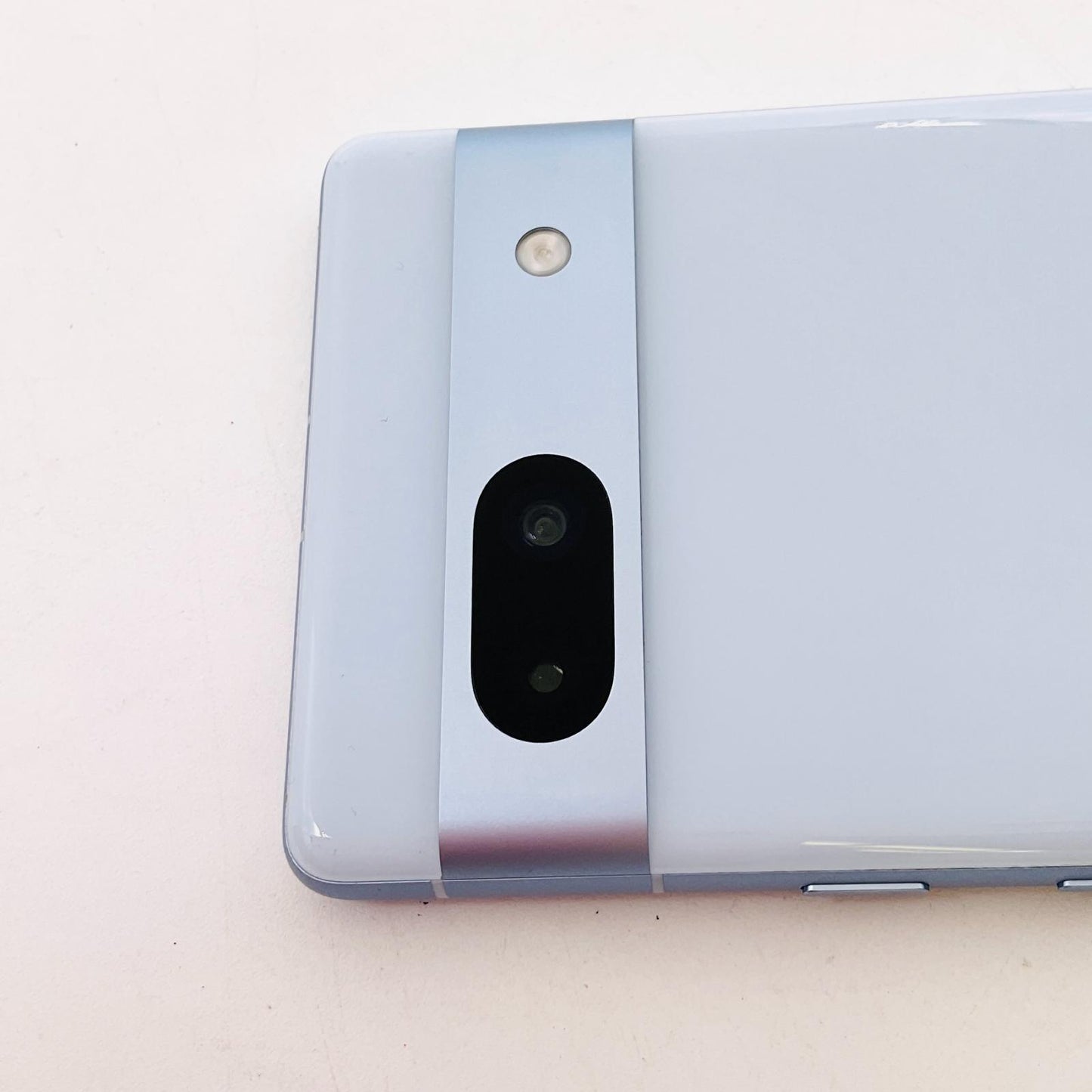 【全額返金保証】【最速発送】Google Pixel 7a 128GB Sea docomo SIMフリー G82U8 動作確認済