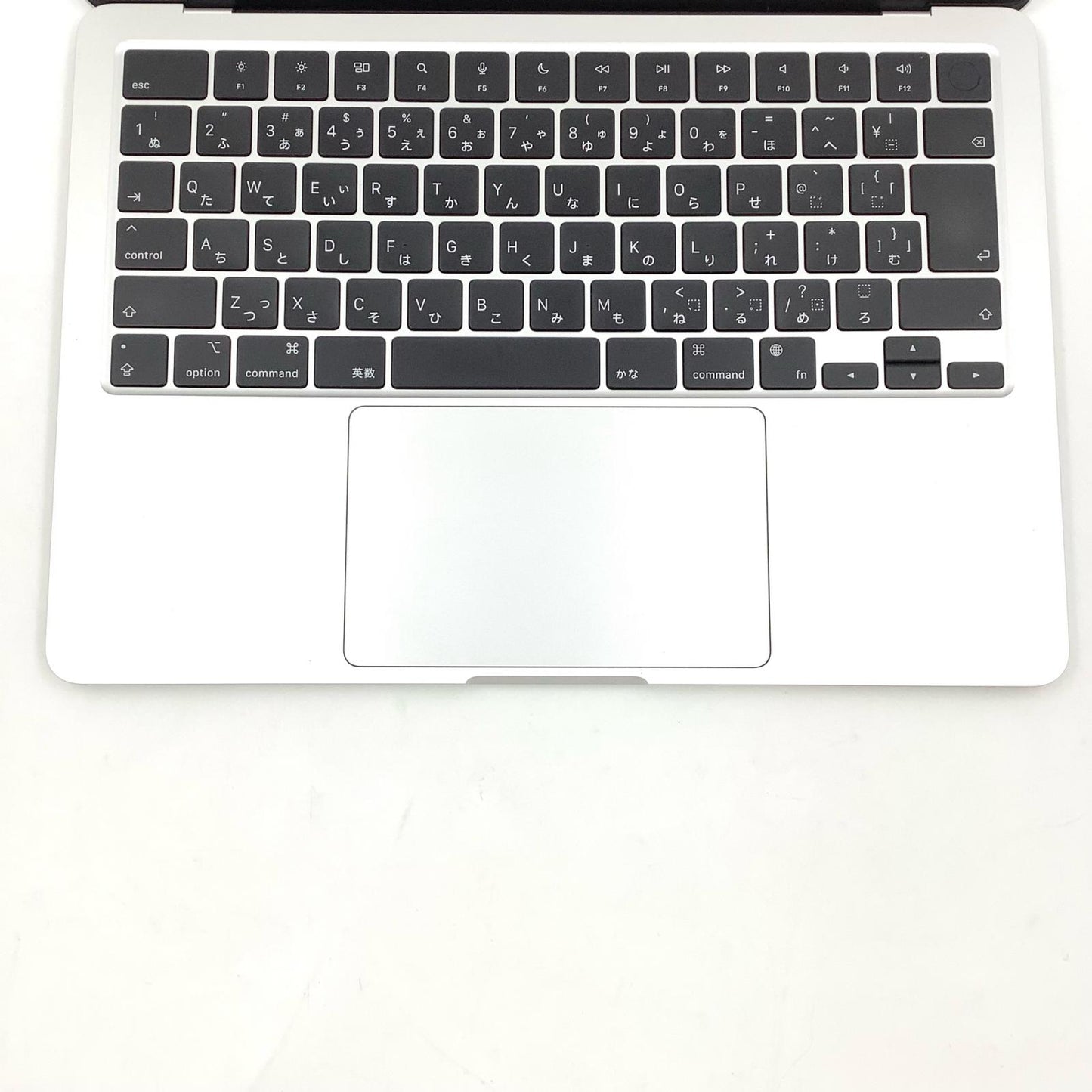 【全額返金保証】【最速発送】Apple MacBook Air 13.6インチ 2022 Apple M2 8GB SSD 256GB シルバー 95.9% 動作確認済