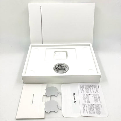 【全額返金保証】【最速発送】Apple MacBook Air 13.6インチ 2022 Apple M2 8GB SSD 256GB シルバー 95.9% 動作確認済