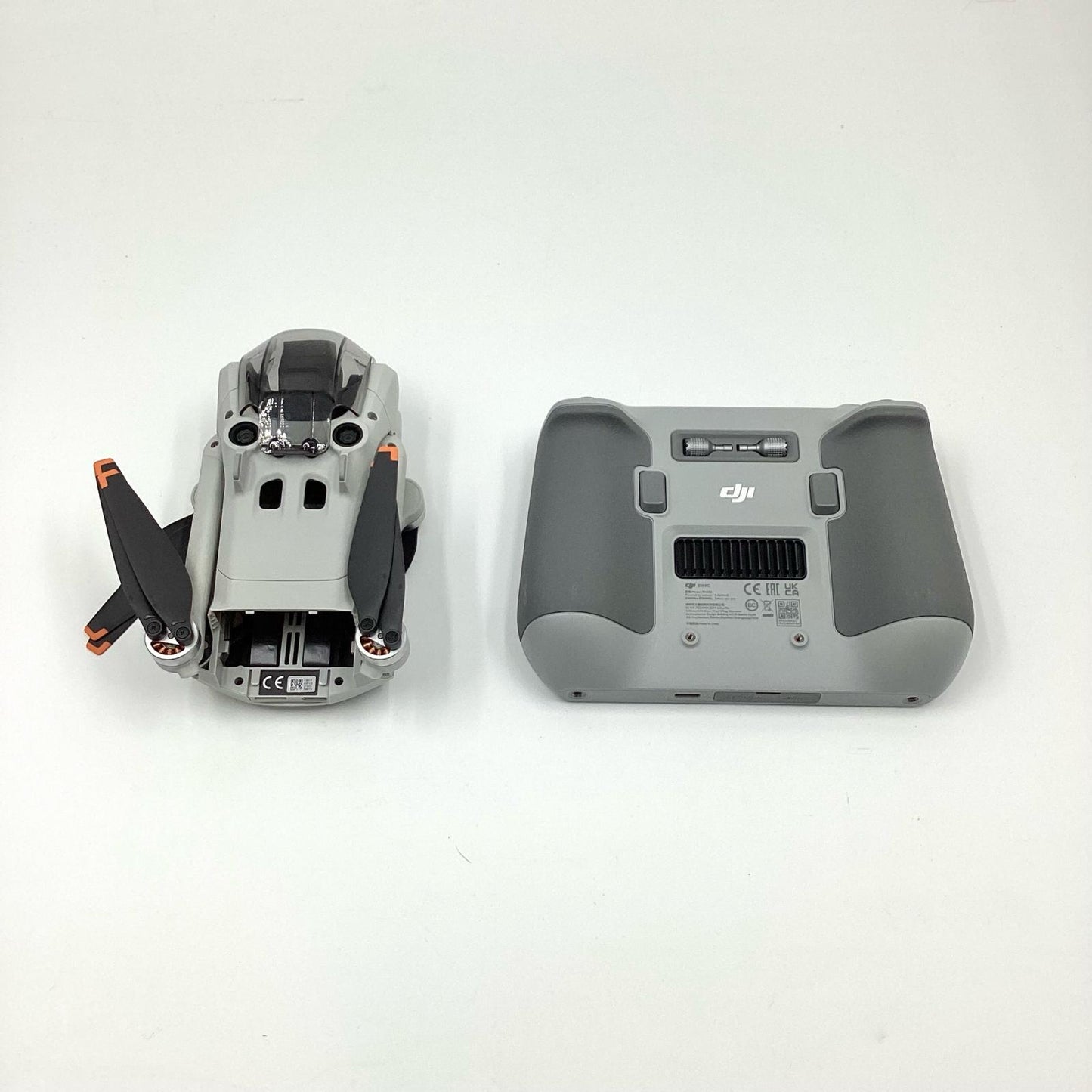 【全額返金保証】【最速発送】DJI Mini 3 Pro Fly Moreキット Plus 美品 動作確認済