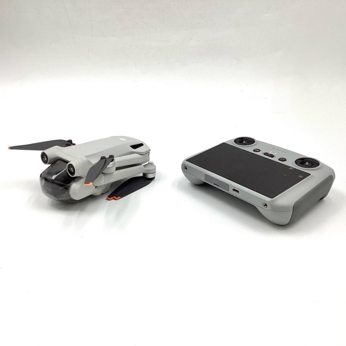 【全額返金保証】【最速発送】DJI Mini 3 Pro Fly Moreキット Plus 美品 動作確認済