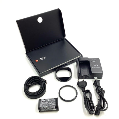 【全額返金保証】【最速発送】Leica コンパクトデジタルカメラ Q2 19050 超美品 動作確認済