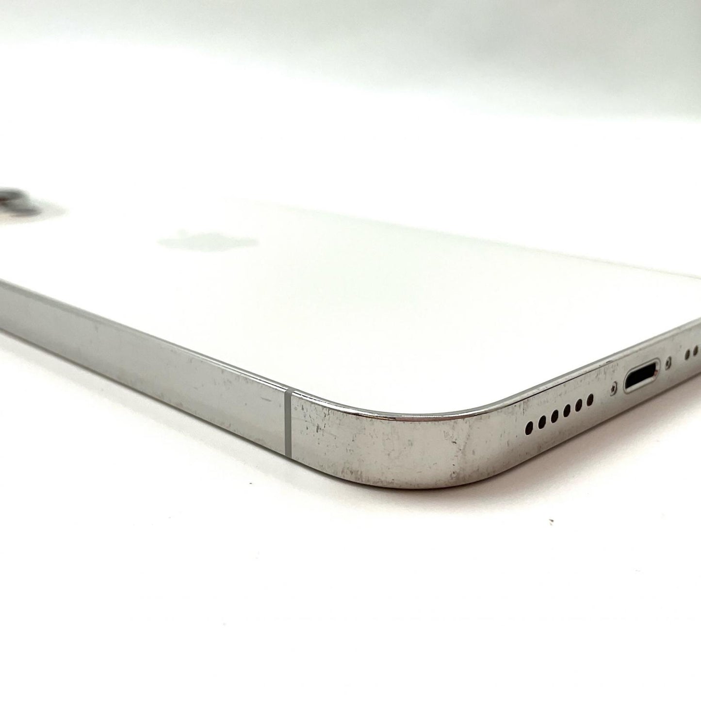 【全額返金保証】【最速発送】Apple iPhone iPhone Pro Max 12 Pro Max 256GB シルバー docomo 白ロム 動作確認済 78%