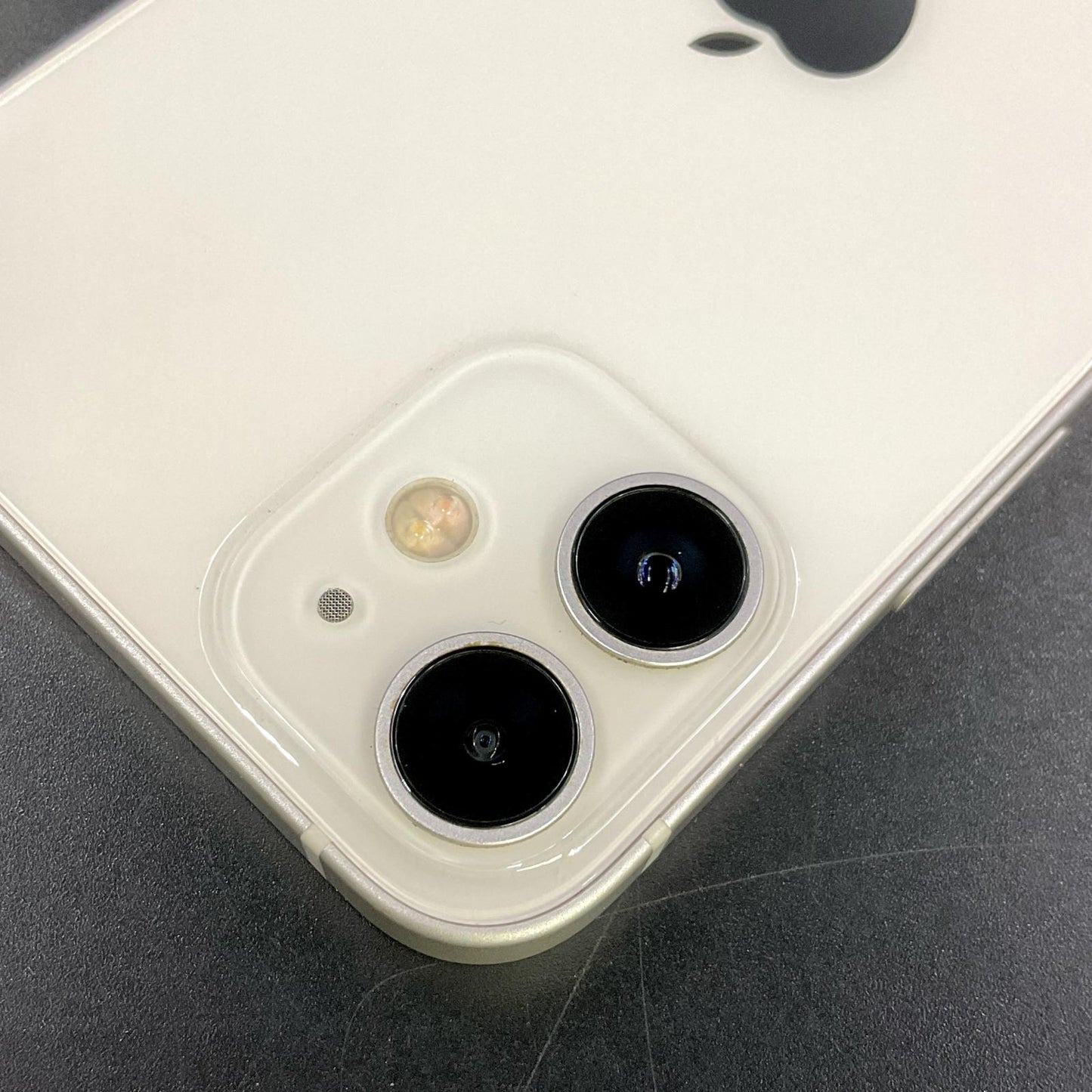 【全額返金保証】【最速発送】Apple iPhone iPhone 12 mini 128GB ホワイト docomo 白ロム 動作確認済 78%