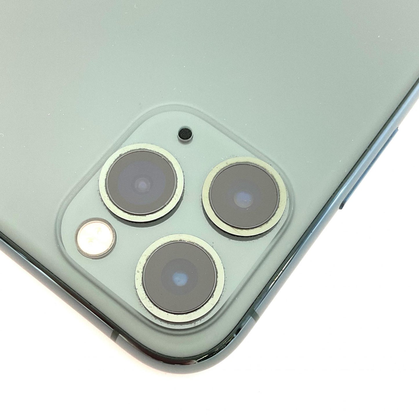 【全額返金保証】【最速発送】Apple iPhone iPhone 11 Pro 256GB ミッドナイトグリーン docomo 白ロム 動作確認済 78%