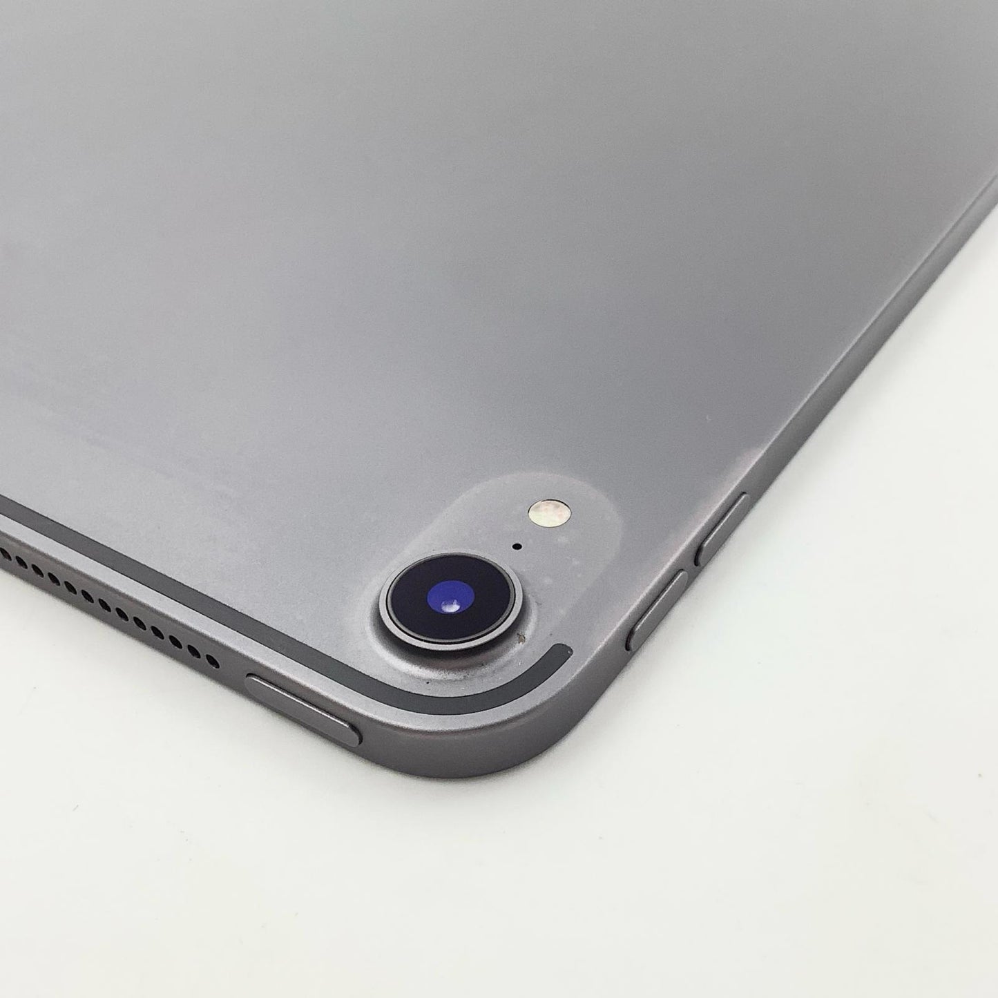 【全額返金保証】【最速発送】Apple iPad Pro 12.9インチ 第3世代 64GB スペースグレイ Wi-Fi 動作確認済