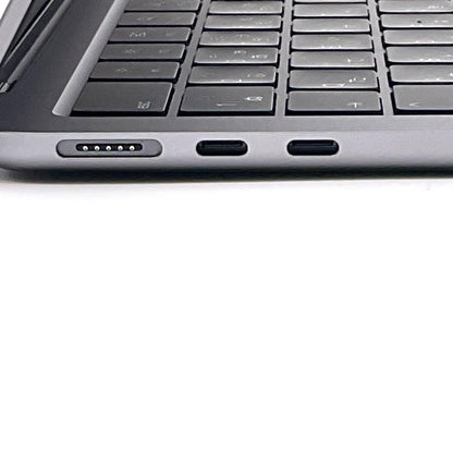 【全額返金保証】【最速発送】Apple MacBook Air 13.6インチ 2024 Apple M3 8GB SSD 256GB スペースグレイ 100% 美品 動作確認済