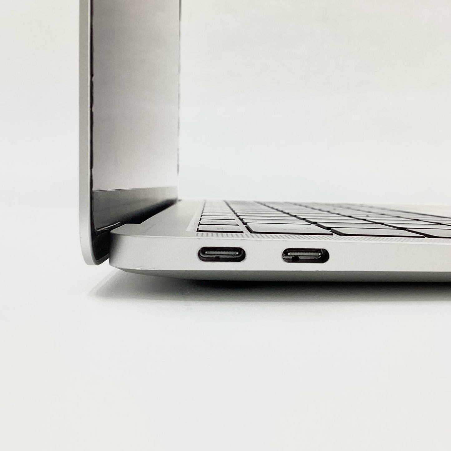 【全額返金保証】【最速発送】Apple MacBook Air 13インチ 2019 Intel Core i5 8GB SSD 256GB シルバー 動作確認済