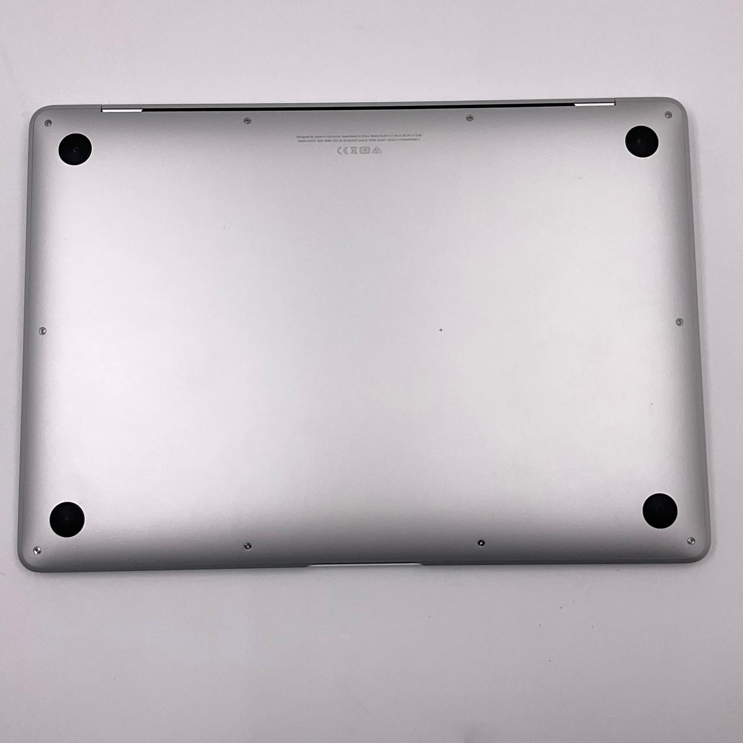【全額返金保証】【最速発送】Apple MacBook Air 13インチ 2020 Apple M1 8GB SSD 256GB シルバー 96% 動作確認済