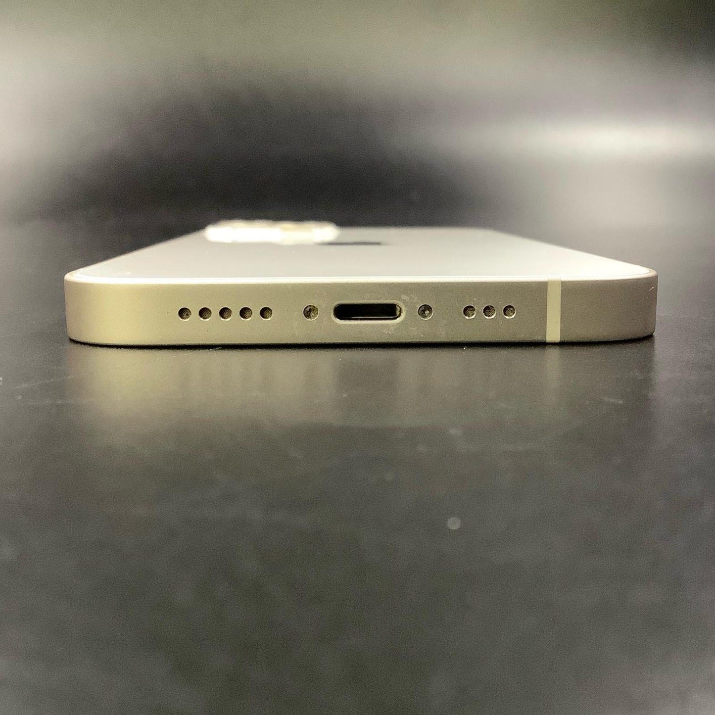 【全額返金保証】【最速発送】Apple iPhone iPhone 13 128GB スターライト au SIMフリー 動作確認済 85%