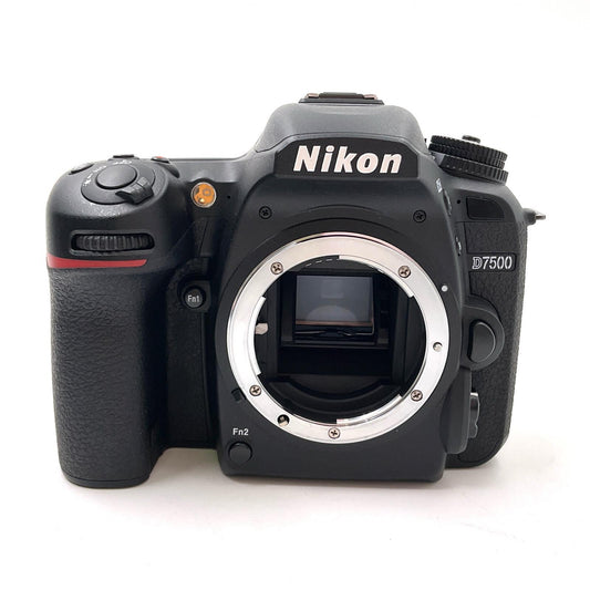 【全額返金保証】【最速発送】Nikon デジタル一眼 D7500 ボディ ブラック 美品 動作確認済