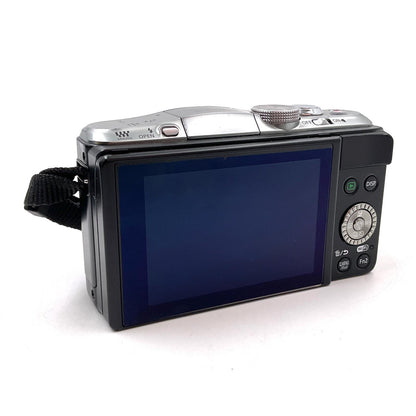 【全額返金保証】【最速発送】Panasonic デジタル一眼 LUMIX DMC-GF6W-K ダブルズームレンズキット [ブラック] ブラック 動作確認済
