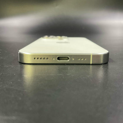 【全額返金保証】【最速発送】Apple iPhone iPhone 15 Pro 128GB ホワイトチタニウム 楽天モバイル 動作確認済 91%