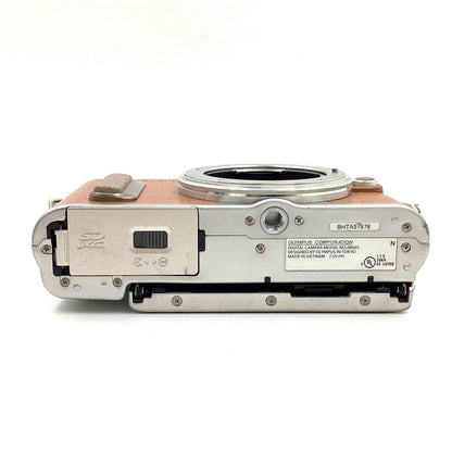【全額返金保証】【最速発送】OLYMPUS デジタル一眼 OLYMPUS PEN E-PL8 ボディ ブラウン 動作確認済