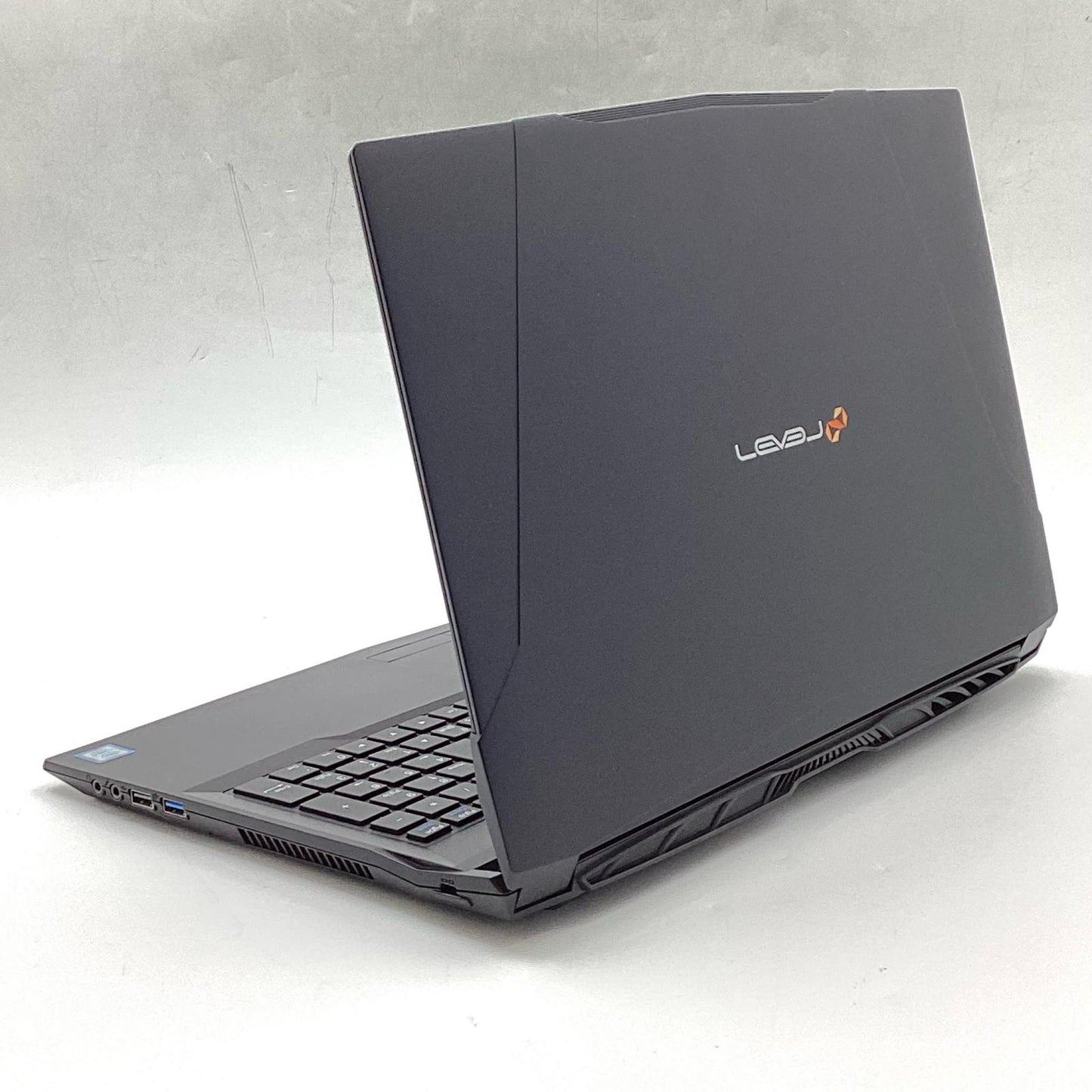【全額返金保証】【最速発送】iiyama LEVEL ∞ N850HC Intel Core i7-7700HQ 16GB M.2 SSD 512GB HDD 500GB NVIDIA GeForce GTX 950M 97.4% 美品 動作確認済