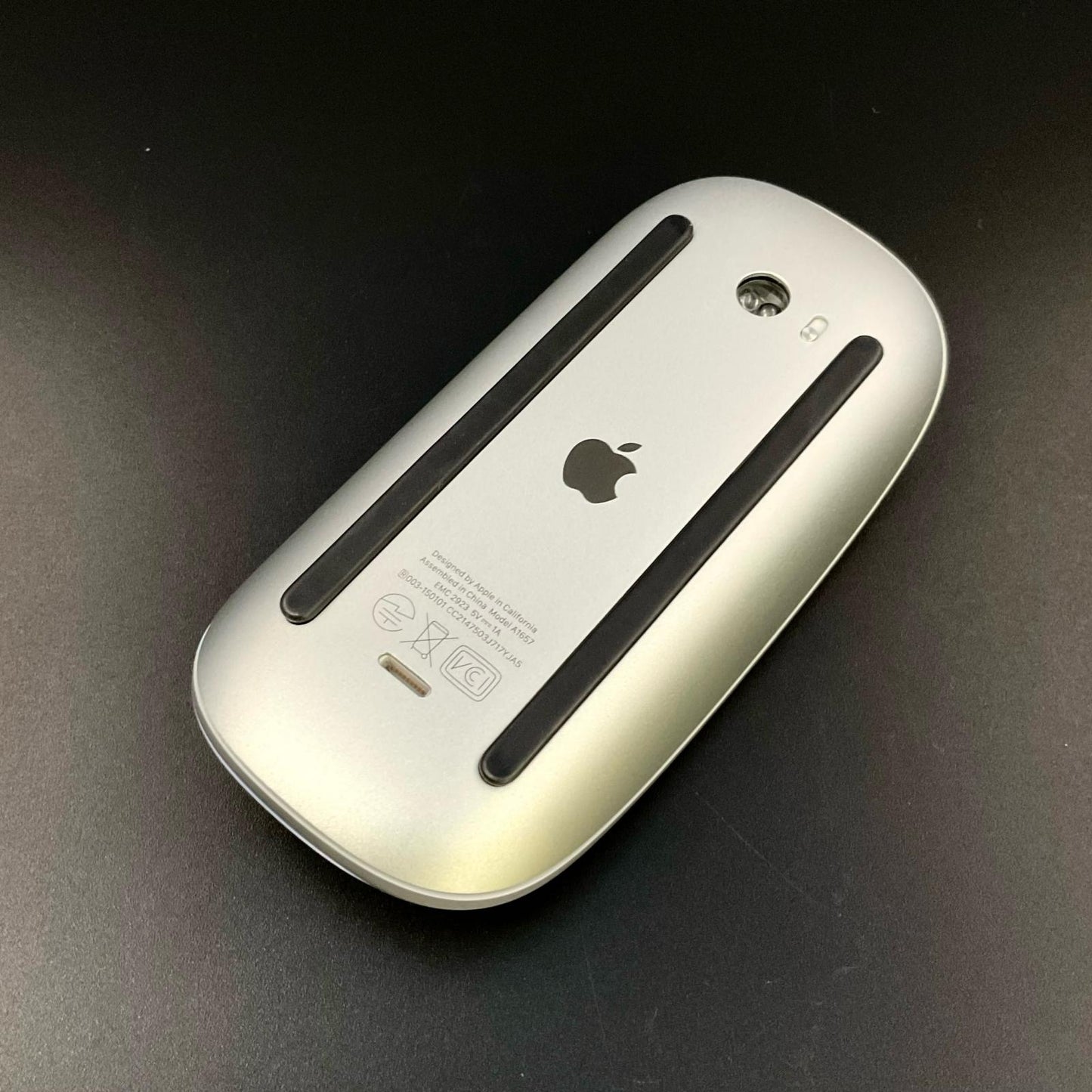 【全額返金保証】【最速発送】Apple Magic Mouse MK2E3J/A 超美品 動作確認済