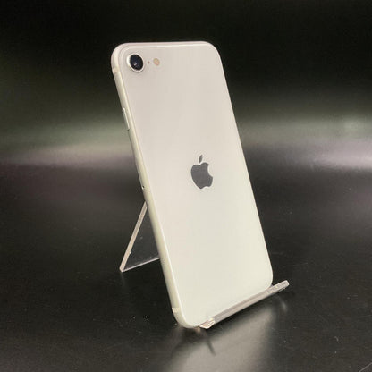 【全額返金保証】【最速発送】Apple iPhone iPhone SE（第2世代） 128GB ホワイト au 白ロム 動作確認済 79%