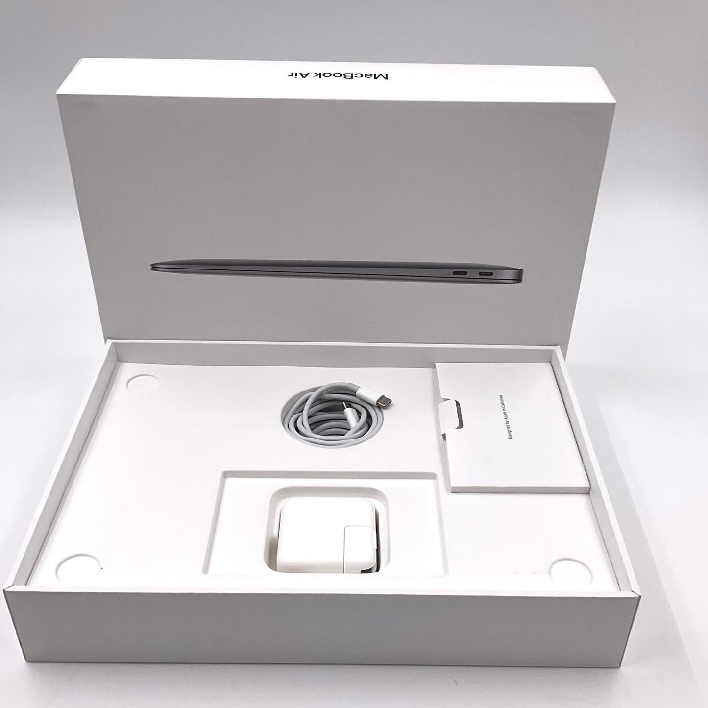【全額返金保証】【最速発送】Apple MacBook Air 13インチ 2020 Apple M1 8GB SSD 256GB スペースグレイ 97% 動作確認済