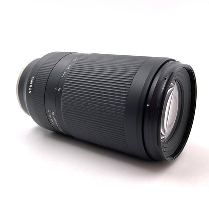 【全額返金保証】【最速発送】TAMRON 70-300mm F/4.5-6.3 Di III RXD (Model A047) 美品 動作確認済
