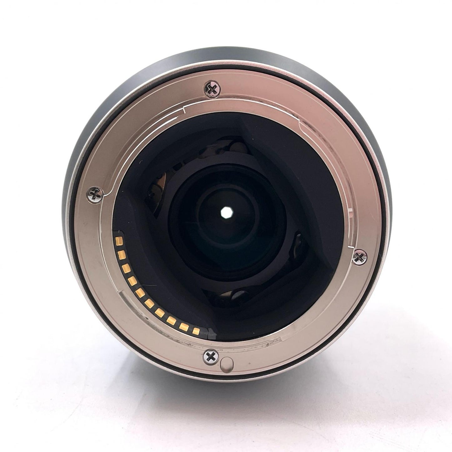 【全額返金保証】【最速発送】TAMRON 70-300mm F/4.5-6.3 Di III RXD (Model A047) 美品 動作確認済