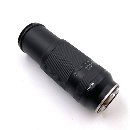 【全額返金保証】【最速発送】TAMRON 70-300mm F/4.5-6.3 Di III RXD (Model A047) 美品 動作確認済
