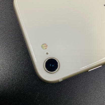 【全額返金保証】【最速発送】Apple iPhone iPhone SE（第3世代） 64GB スターライト Softbank SIMフリー 白ロム 動作確認済 77%