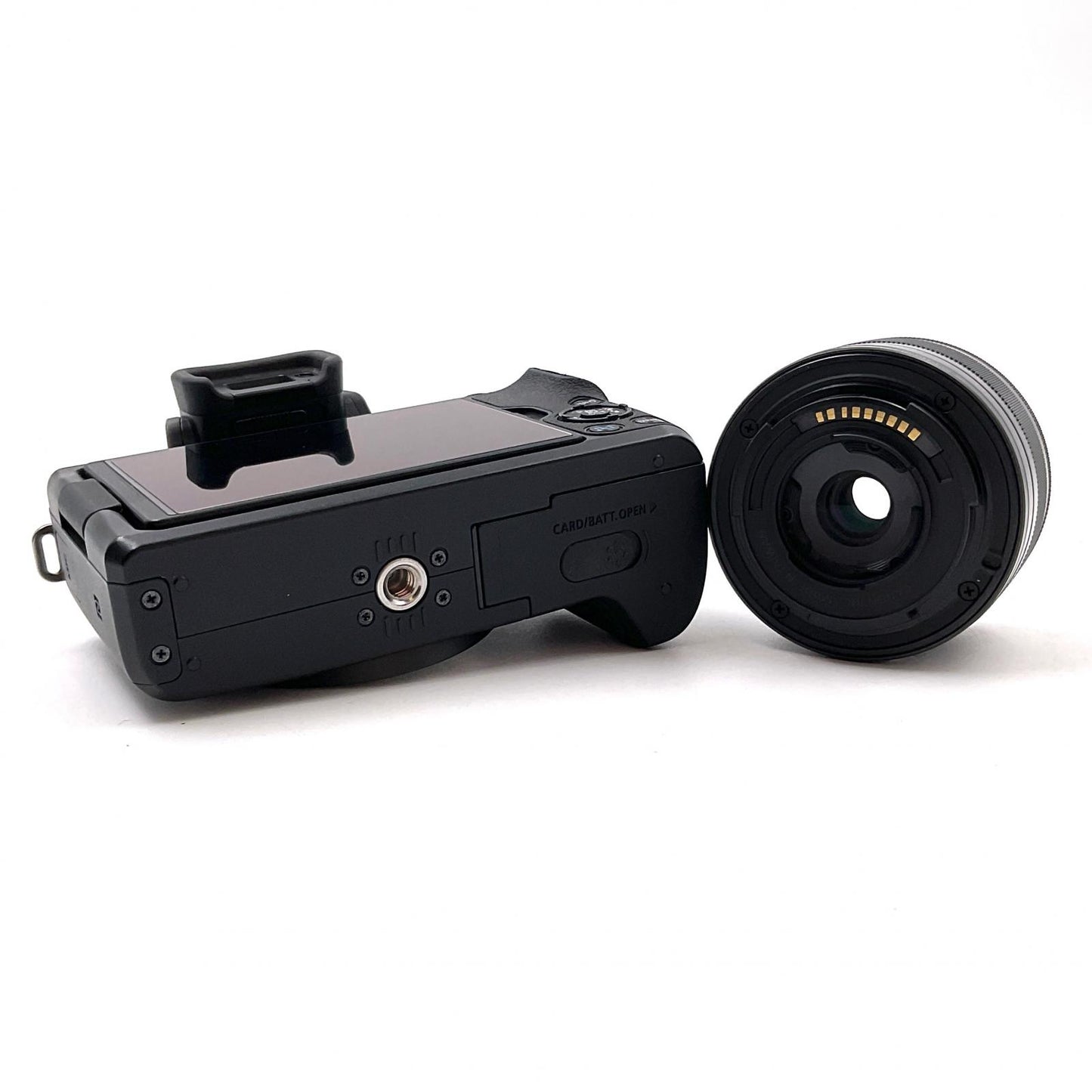 【全額返金保証】【最速発送】Canon デジタル一眼 EOS Kiss M EF-M15-45 IS STM レンズキット ブラック 美品 動作確認済