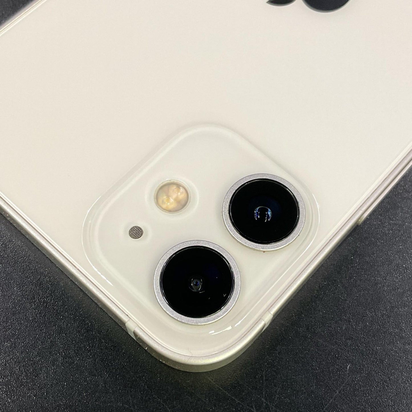 【全額返金保証】【最速発送】Apple iPhone iPhone 12 mini 64GB ホワイト SIMフリー 白ロム 動作確認済 72%
