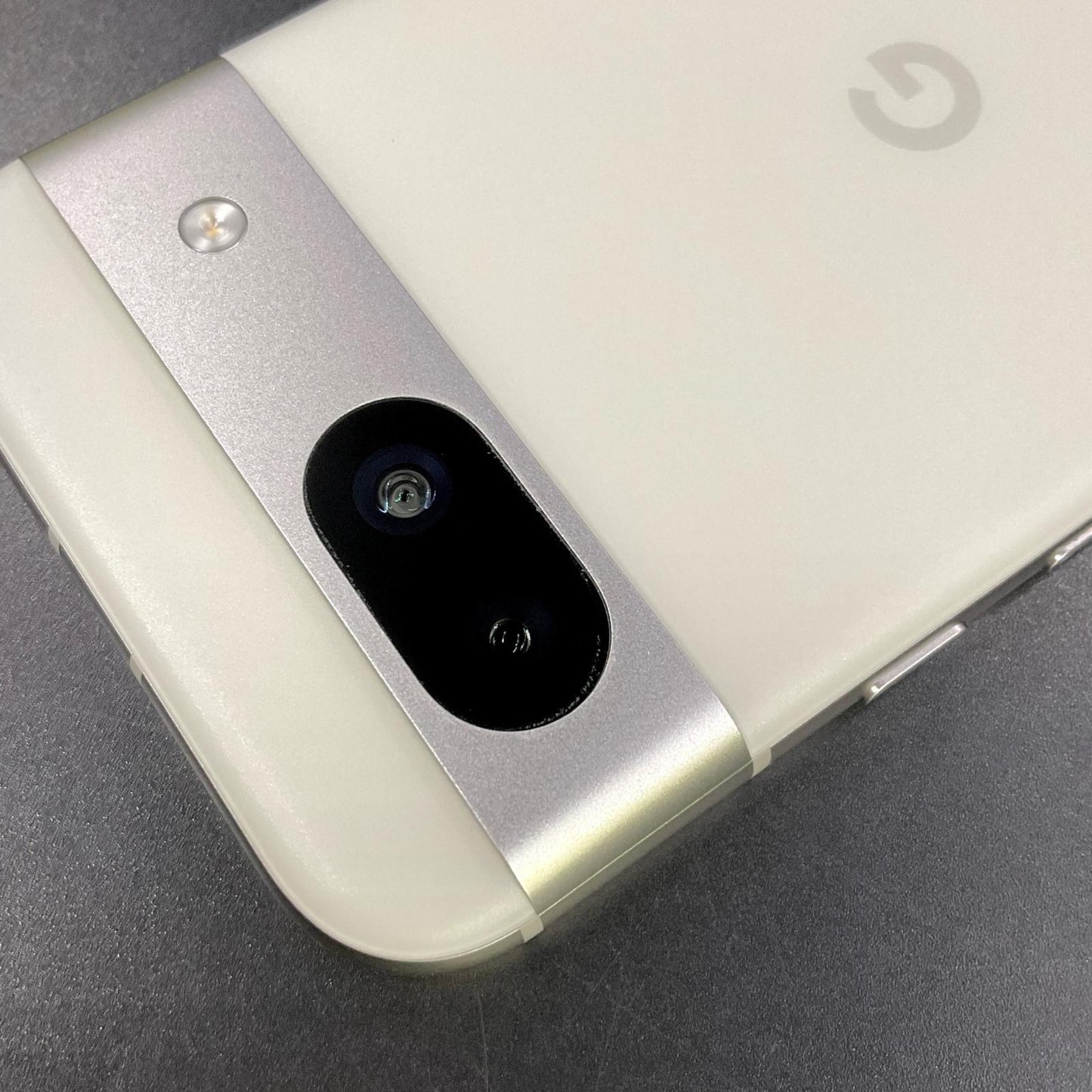 【全額返金保証】【最速発送】Google Pixel 8a 128GB ポーセリン SIMフリー G576D 白ロム 美品 動作確認済