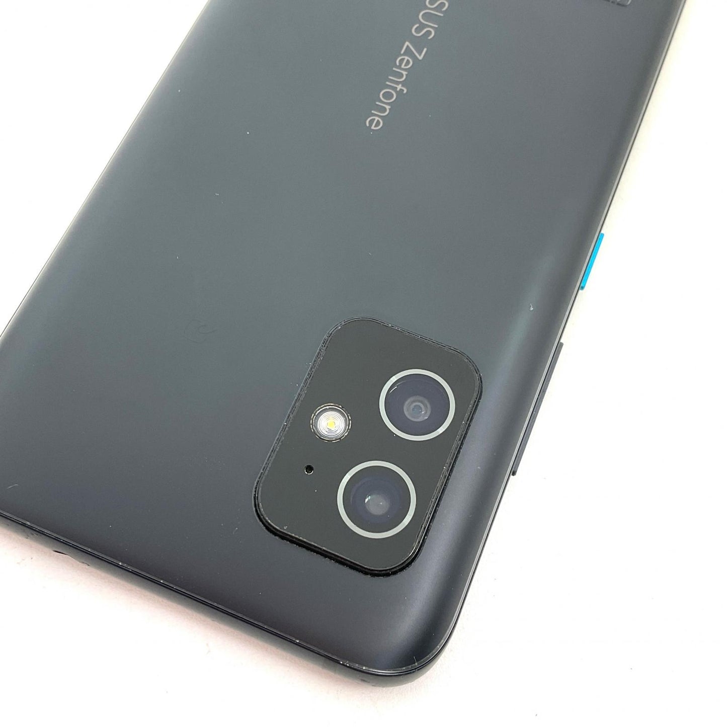 【全額返金保証】【最速発送】ASUS Zenfone 8 256GB オブシディアンブラック SIMフリー ASUS_I006D 白ロム 動作確認済