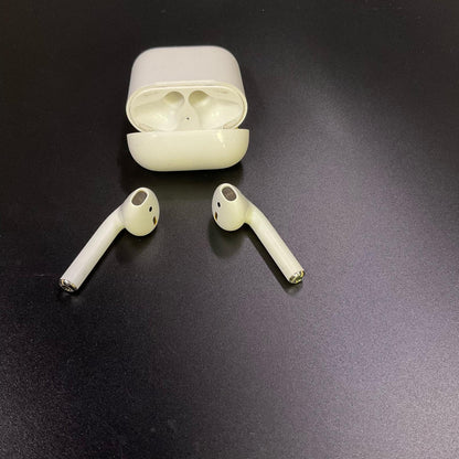 【全額返金保証】【最速発送】Apple AirPods（第2世代） 美品 動作確認済