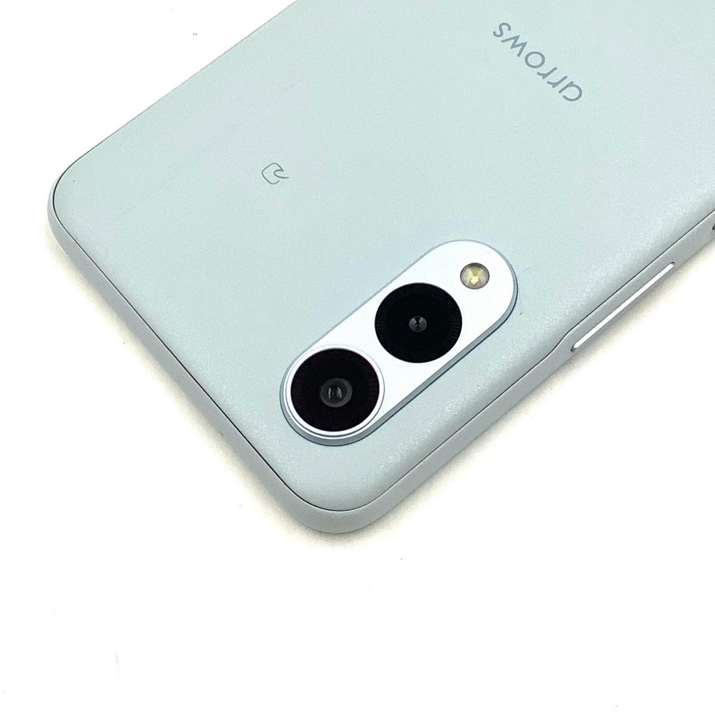 【全額返金保証】【最速発送】富士通 arrows We2 64GB ライトブルー docomo SIMフリー F-52E 白ロム 超美品 動作確認済