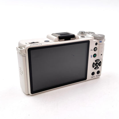 【全額返金保証】【最速発送】PENTAX デジタル一眼 PENTAX Q レンズキット ホワイト 動作確認済