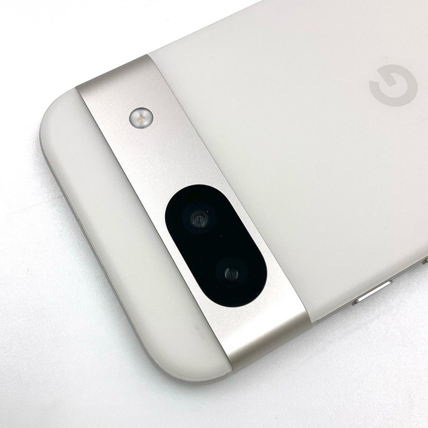 【全額返金保証】【最速発送】Google Pixel 8a 128GB Porcelain (ポーセリン) Softbank G576D 白ロム 超美品 動作確認済
